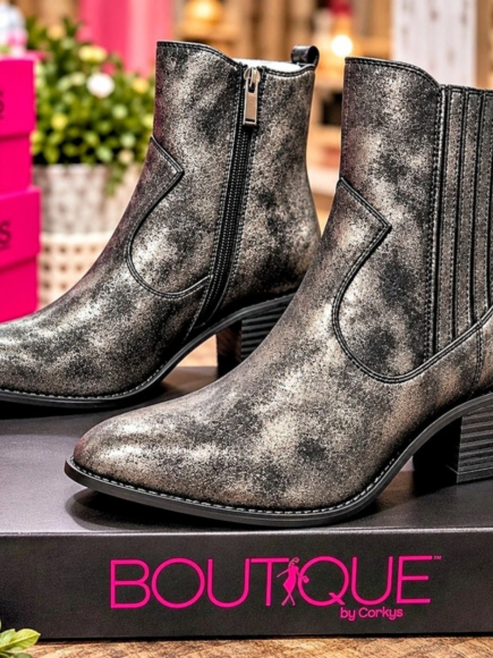 Corkys Ankle Boots Pointed Toe Black & Gray Like New